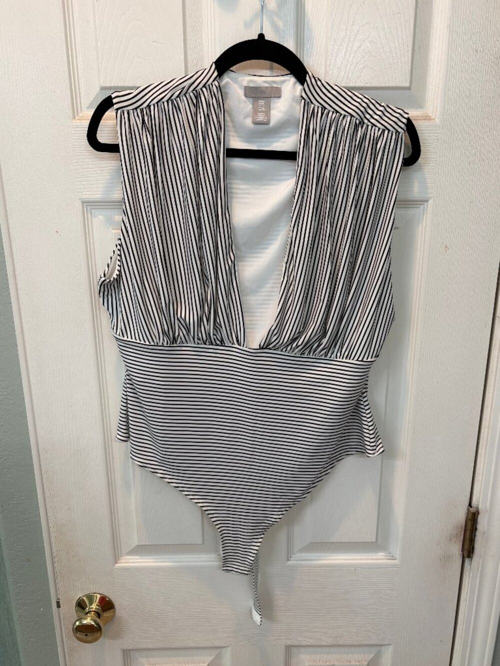 H&M Striped Plunging V-Neck Bodysuit Black White Sleeveless Size XL